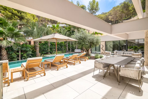 villa de nueva construcción de estilo mediterráneo moderno en puerto de andratx 9