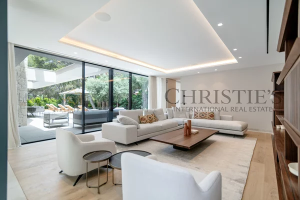 villa de nueva construcción de estilo mediterráneo moderno en puerto de andratx 16