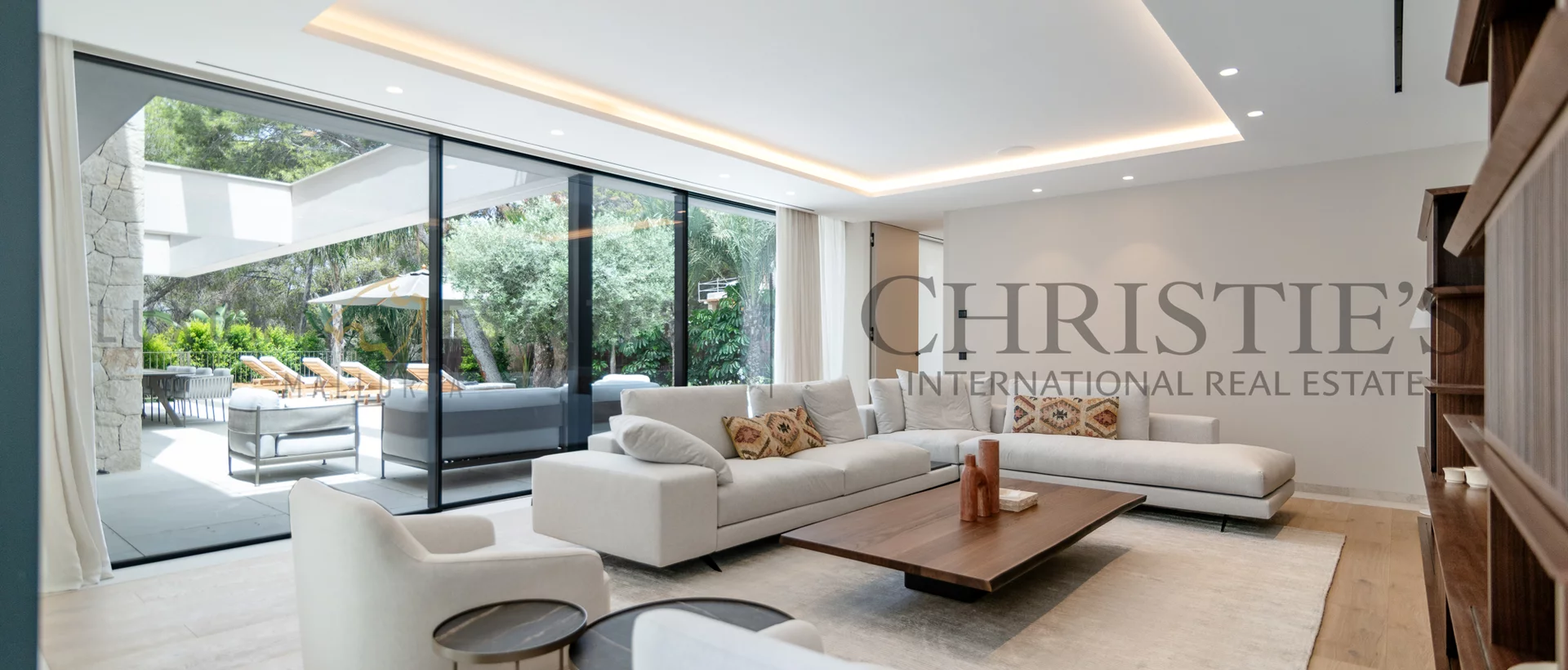 modern mediterranean new construction villa in puerto de andratx 16