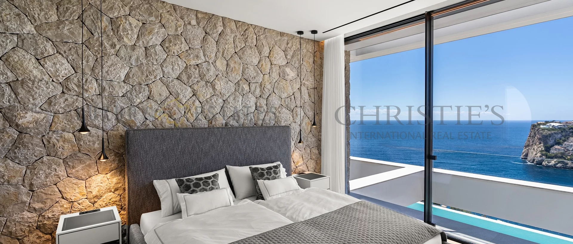moderne neubauvilla in port andratx mit beeindruckendem blick aufs meer und großem infinity pool