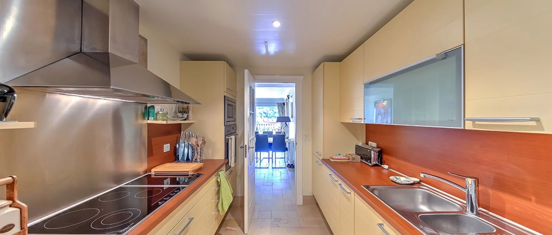 gran folies apartment garden13 gran folies apartment garden13