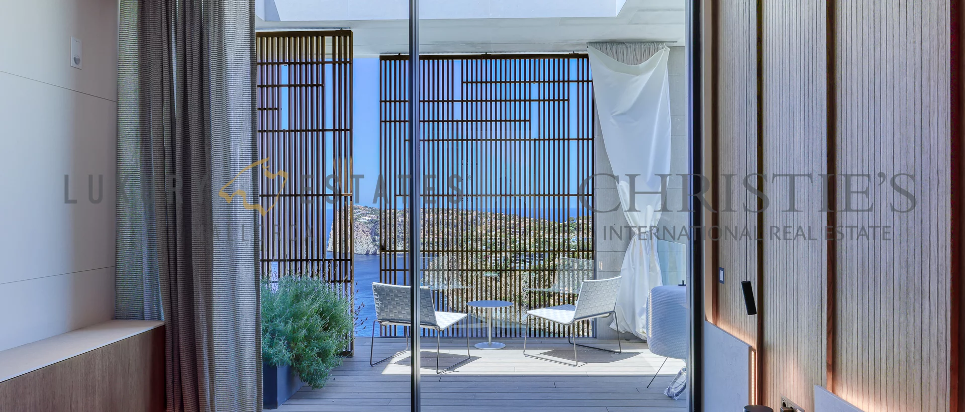 moderna villa de lujo de nueva construcción en port andratx con vistas al mar 13