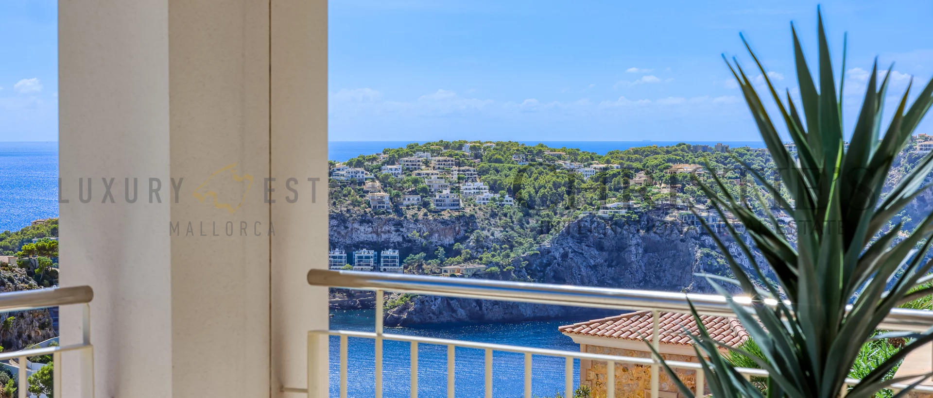 sea view flat in luxury apartment complex nido de aguilas in port andratx 3