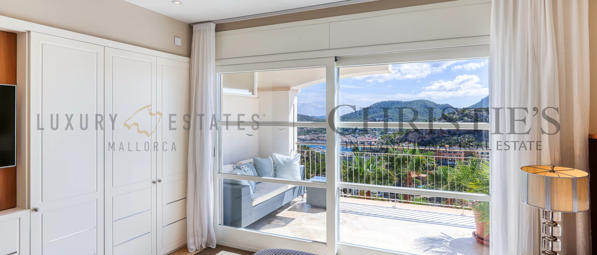 sea view flat in luxury apartment complex nido de aguilas in port andratx 12