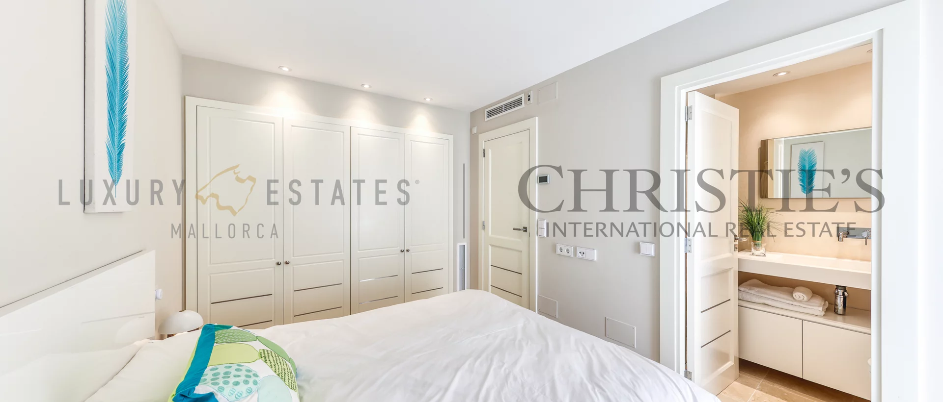 sea view flat in luxury apartment complex nido de aguilas in port andratx 13