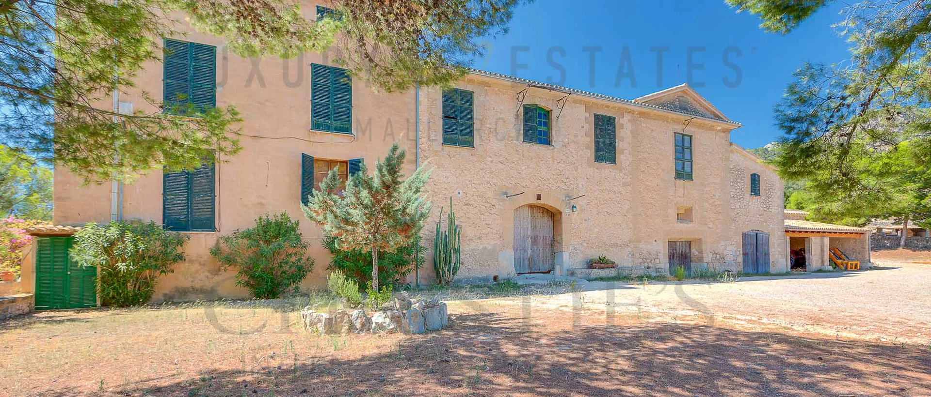 grosse mallorca finca im südwesten mit Ölmühle und nebengebäuden  17 grosse mallorca finca im südwesten mit Ölmühle und nebengebäuden  17