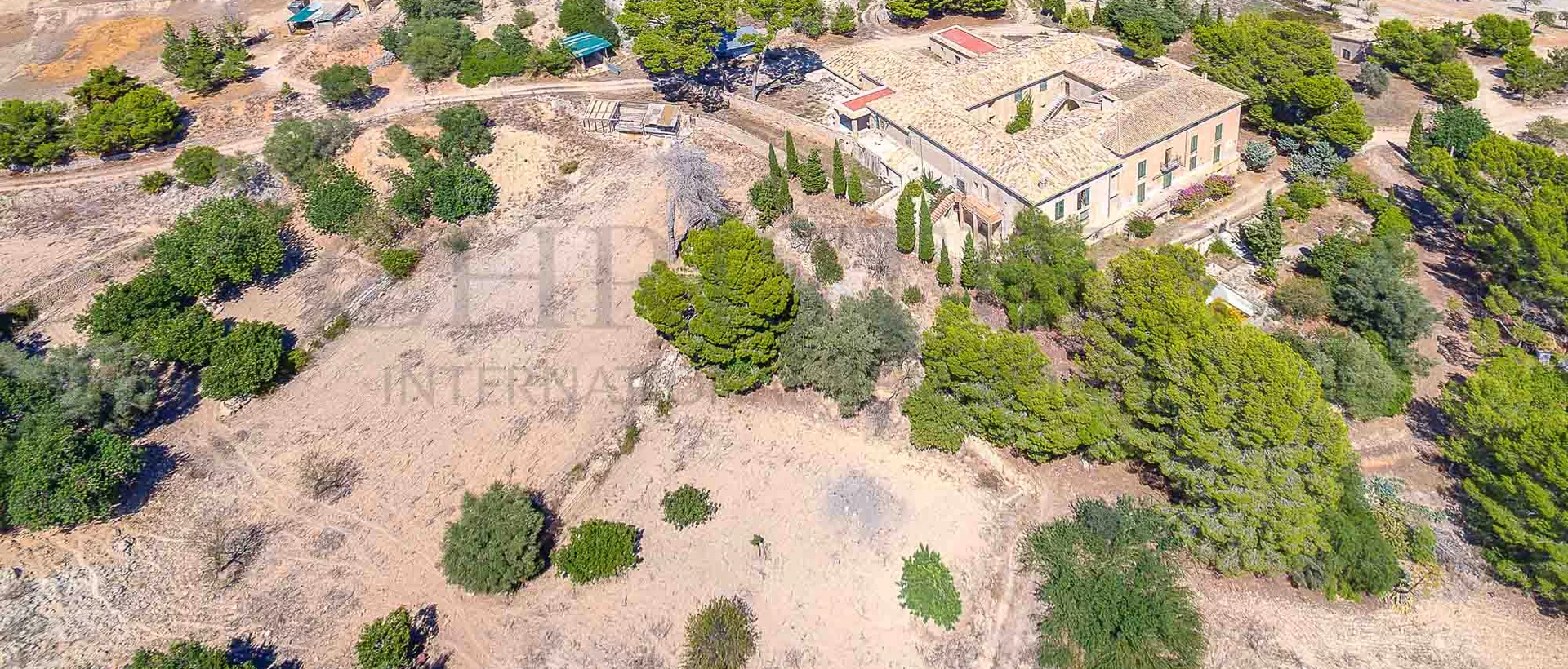 grosse mallorca finca im südwesten mit Ölmühle und nebengebäuden  21 grosse mallorca finca im südwesten mit Ölmühle und nebengebäuden  21