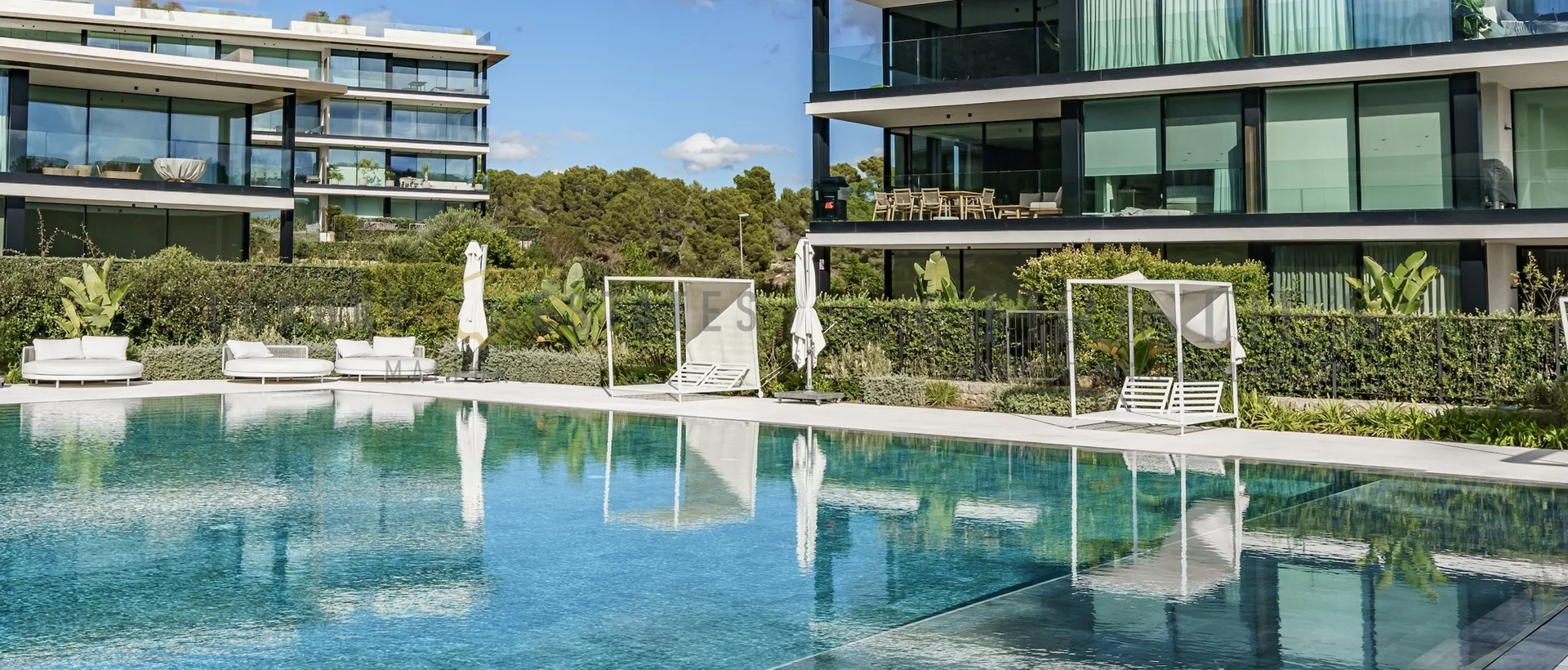 elegante wohnung in paguera mit grosser terrasse in luxus anlage 24