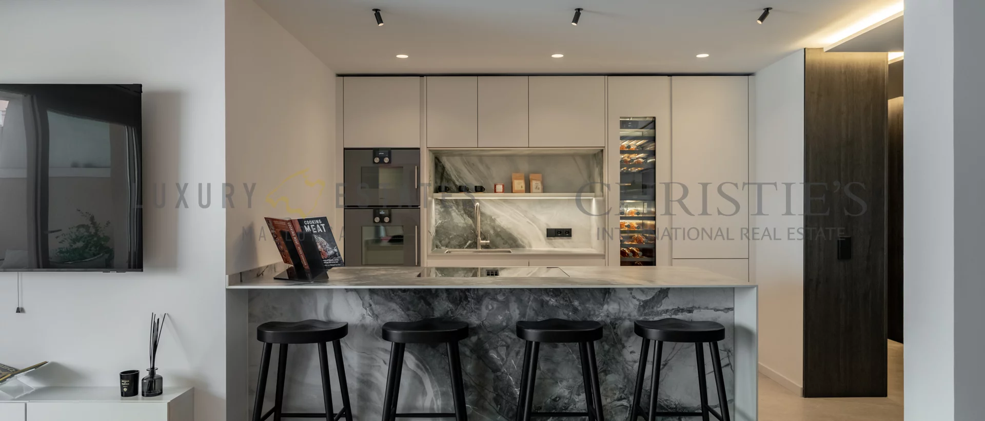 atico renovado con azotea en el paseo maritimo 8