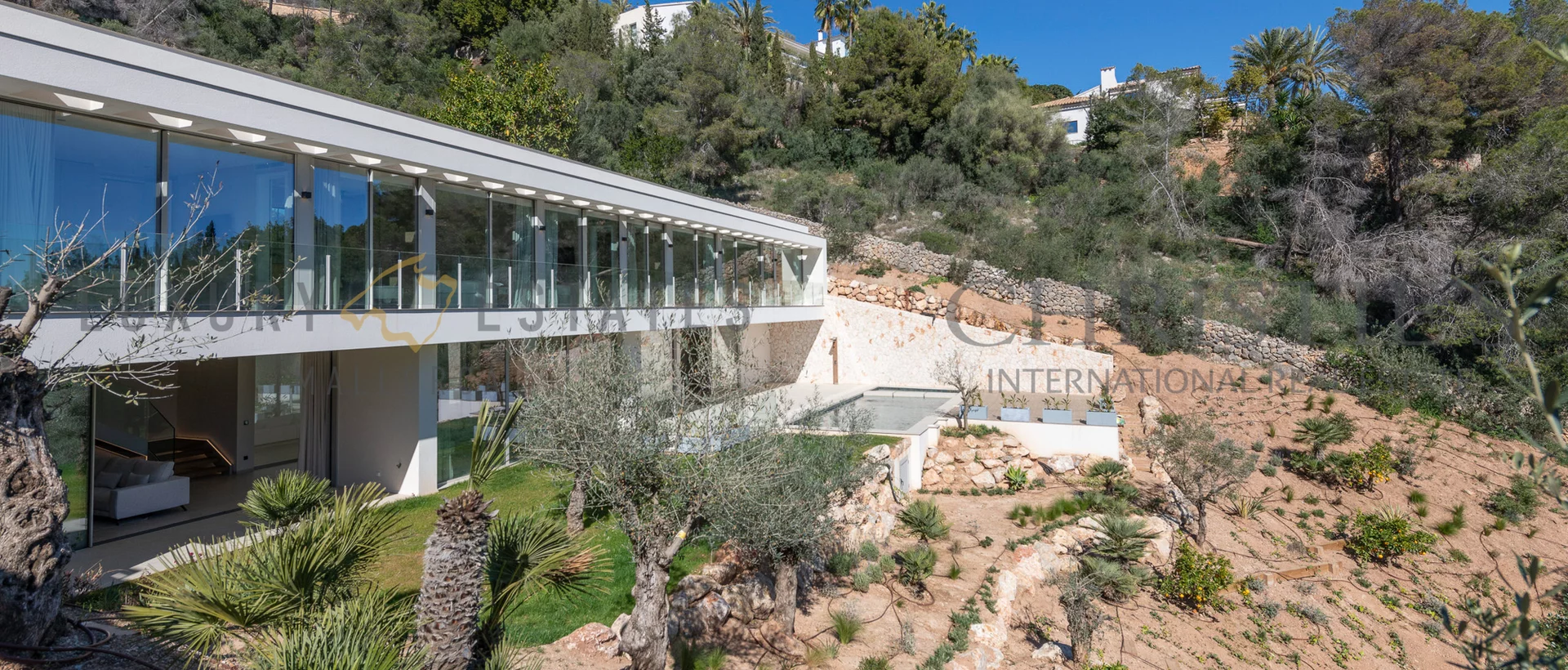 moderne neubau villa portals südwesten mallorca 24