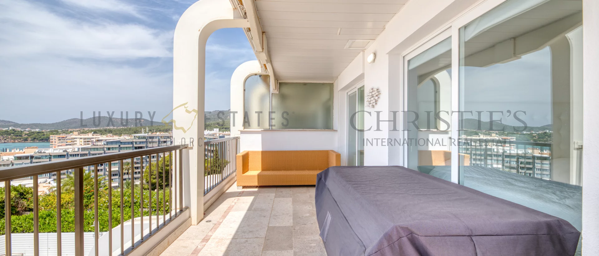 exclusivo piso en puerto portals con vistas al mar y al puerto 14