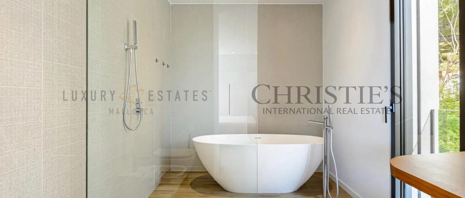 lujosa villa de nueva construcción en portals nous con vistas al mar a poca distancia del puerto deportivo 8