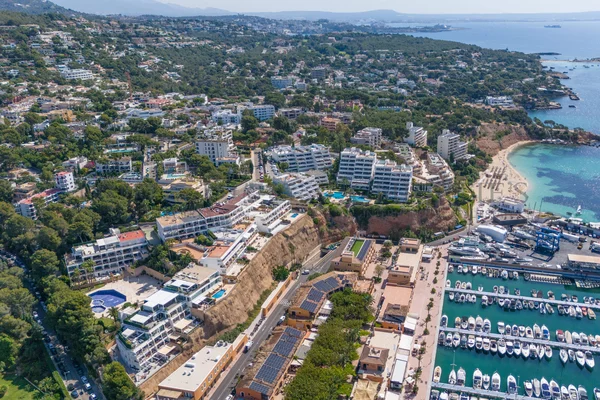 villa con parcela para inversión en puerto portals