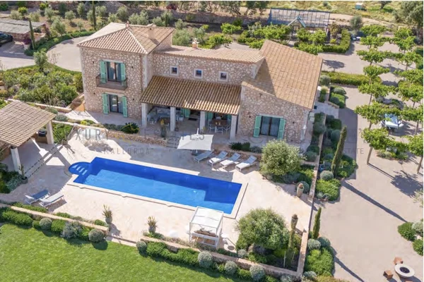 finca de vinos porreres mallorca 1