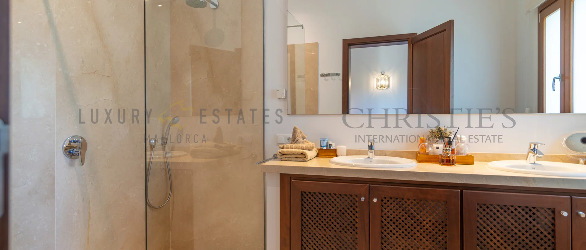 finca in porreres mit pool und weinberg 26