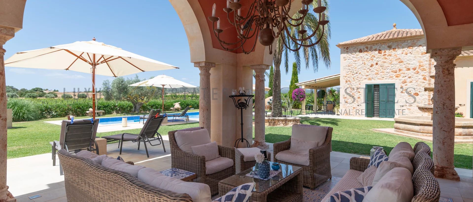 finca in porreres mit pool und weinberg 32
