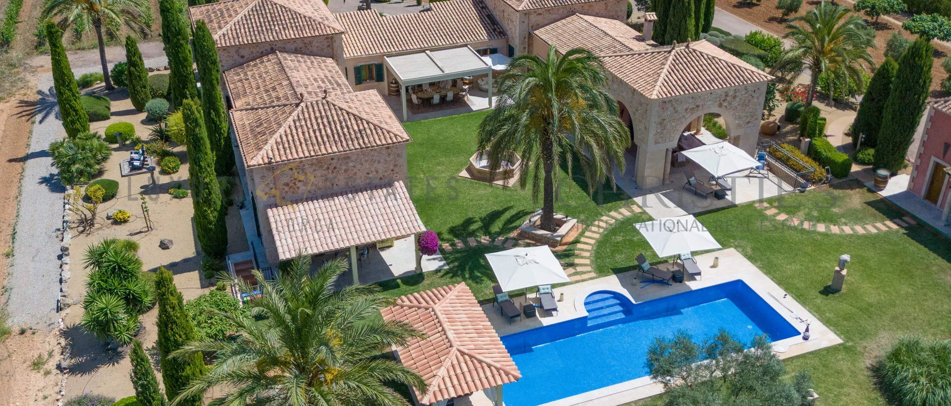 finca in porreres mit pool und weinberg 47