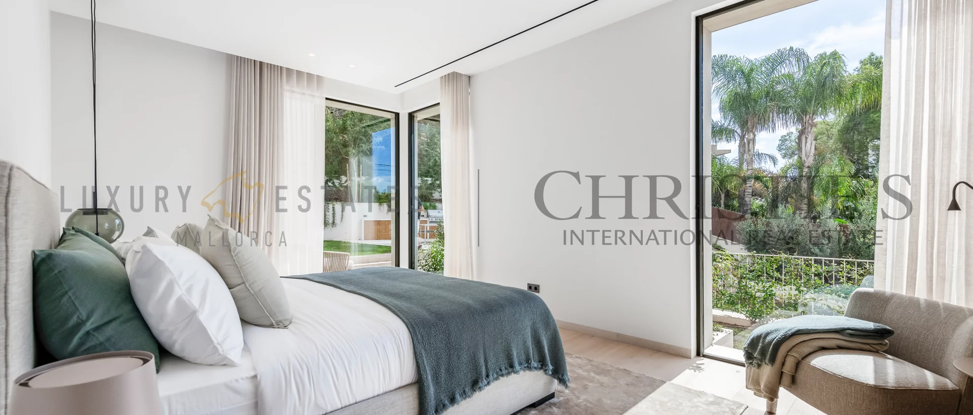 moderne neubau villa in portals nous in gehnähe zum dorf 12