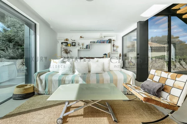 lujosa villa con vistas al mar en portals nous 5