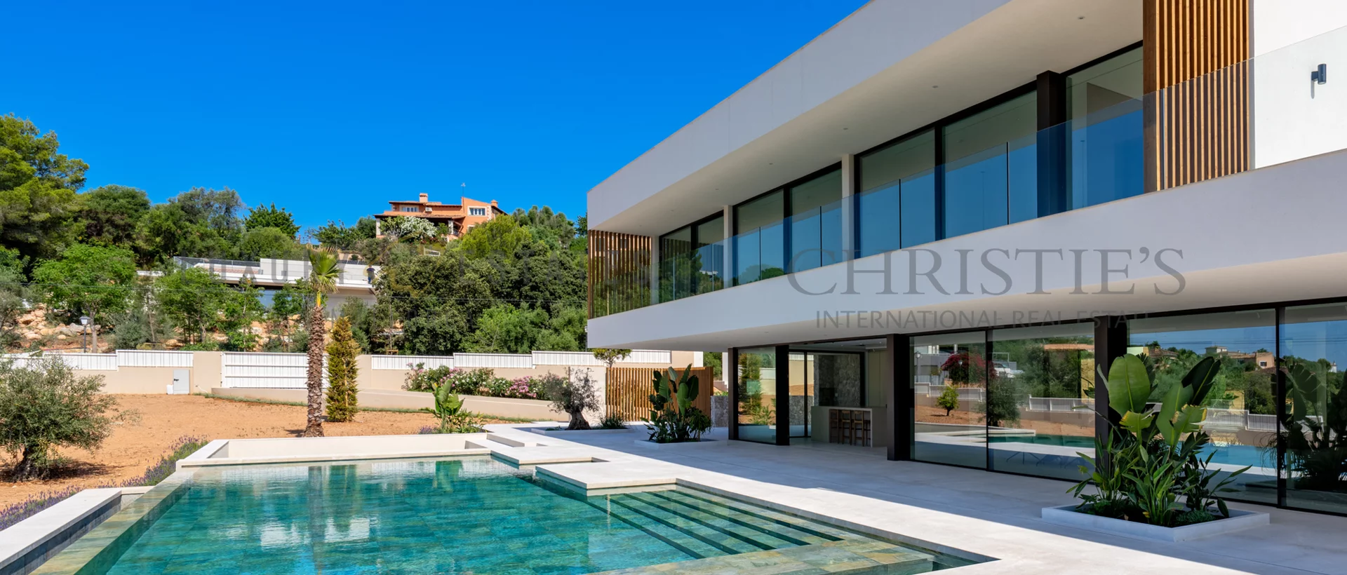 moderne villa in bunyola with large plot 3