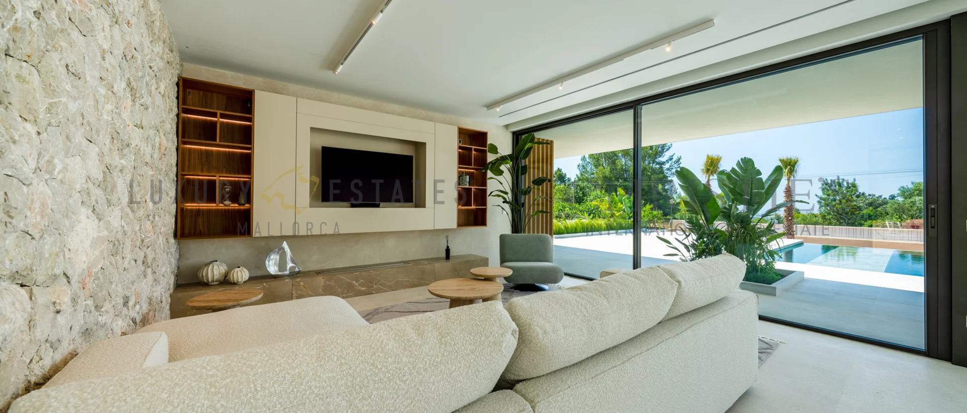 mmoderne villa in bunyola with large plot 5