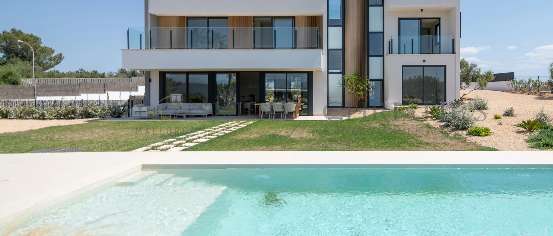 luxury modern villa with eco design, panoramic views and a pool_3a with eco design, panoramic views and a pool_
