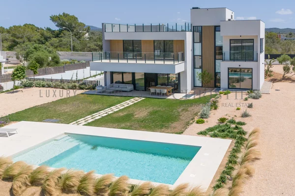vanguardista villa eco de nueva construcción en son gual con vistas panorámicas y gran piscina_1