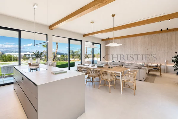 moderna villa de lujo en son gual, construida con madera de forma sostenible 1