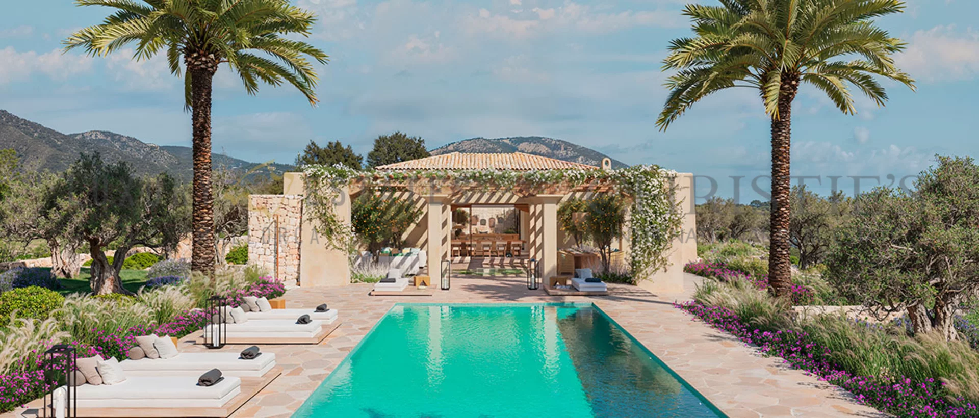 exclusiva finca en san lorenzo con vistas panorámicas y piscina 22