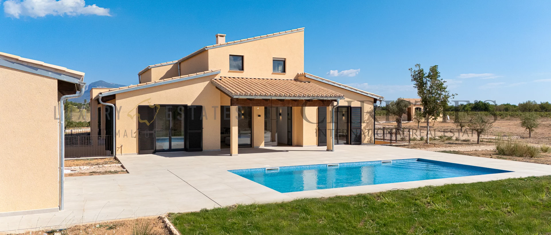elegante finca de nueva construcción en santa maría del cami 2