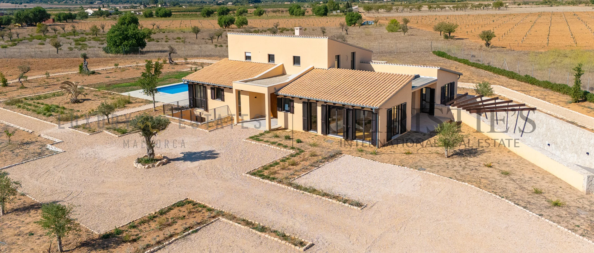 elegante finca de nueva construcción en santa maría del cami 3