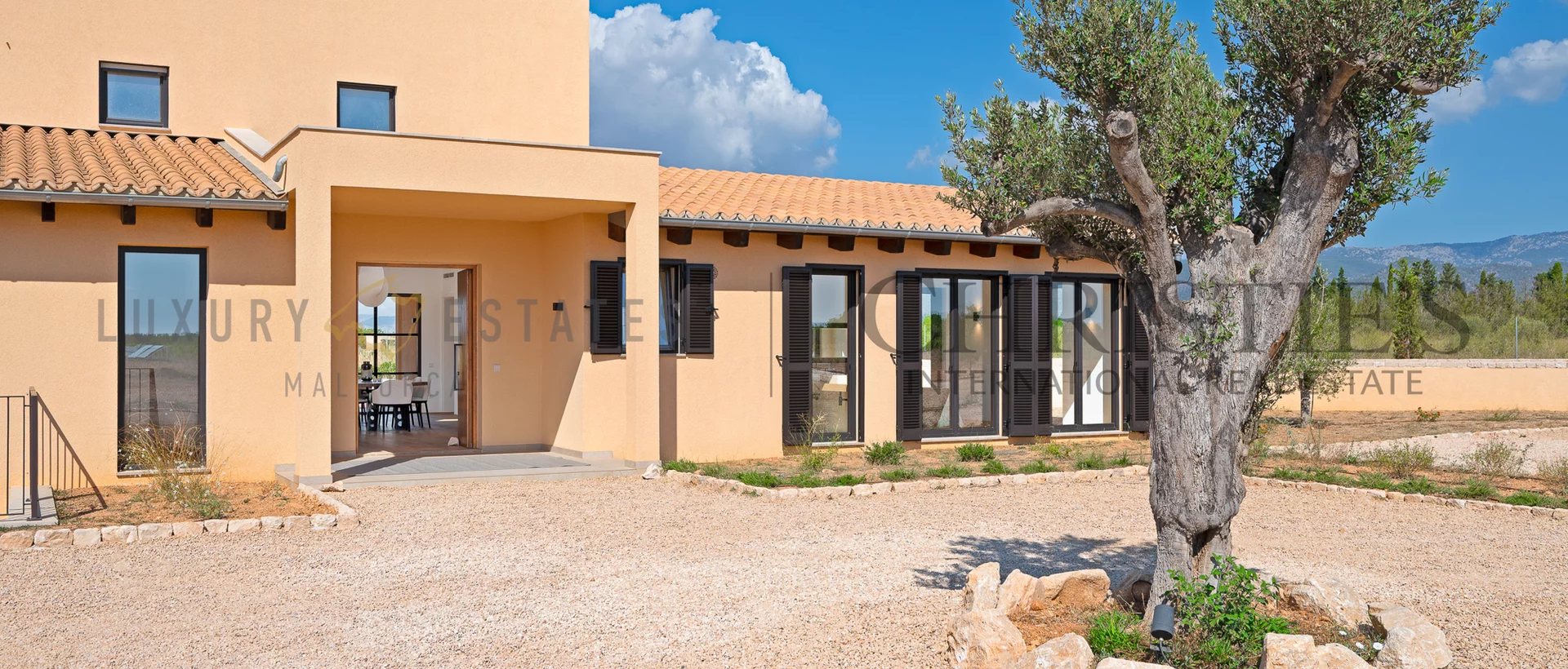 elegante finca de nueva construcción en santa maría del cami 21