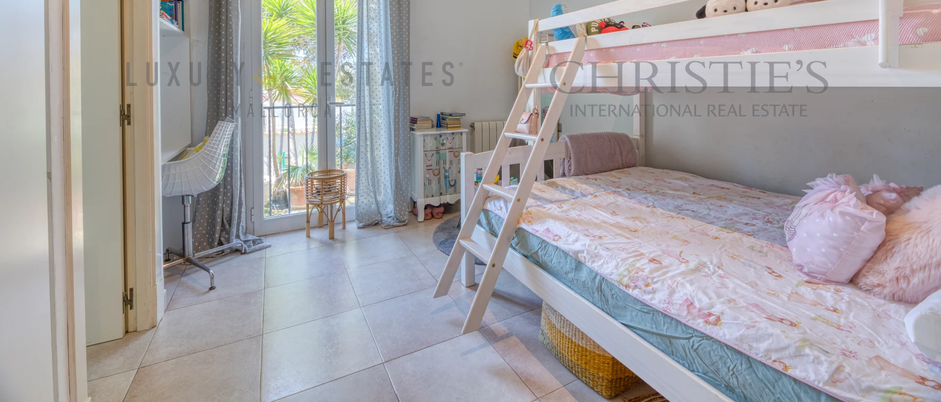 villa mit pool und garten santa ponça  14