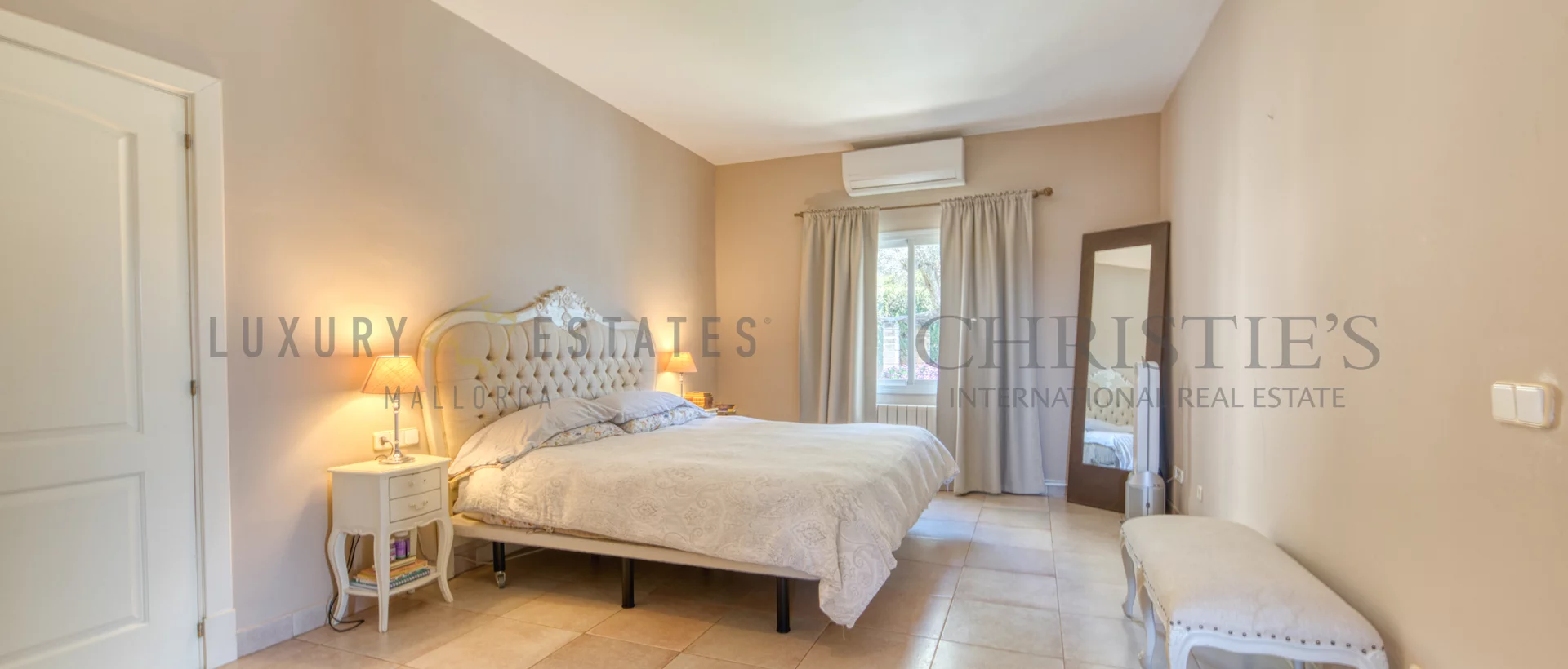 villa mit pool und garten santa ponça  15