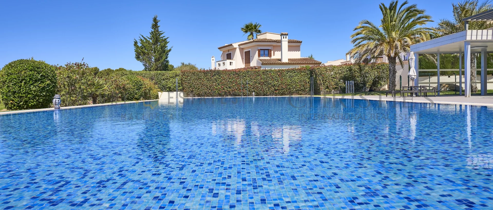 moderna casa adosada en nova santa ponsa con jardín privado y piscina 1