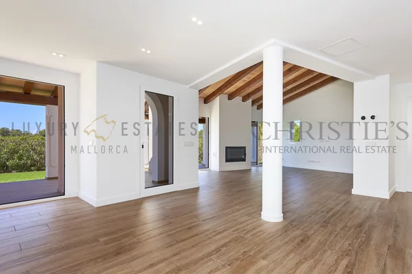 moderna casa adosada en nova santa ponsa con jardín privado y piscina 5