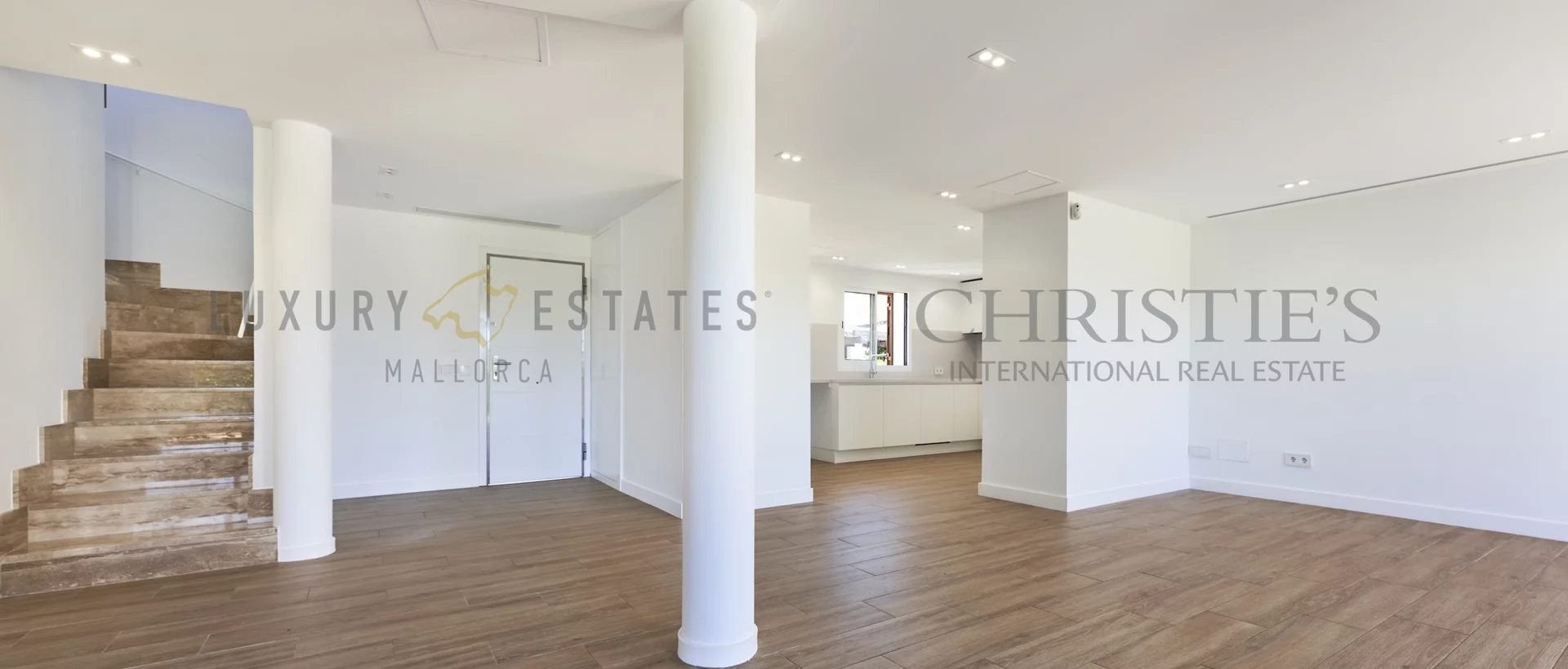 moderna casa adosada en nova santa ponsa con jardín privado y piscina 15