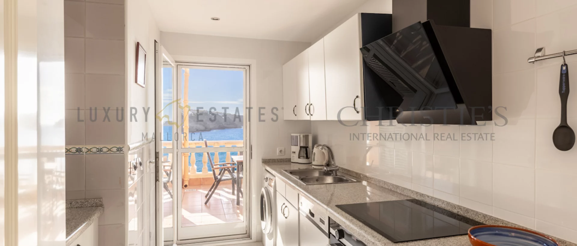 extraordinario apartamento en santa ponsa en un complejo residencial con acceso directo al mar 7