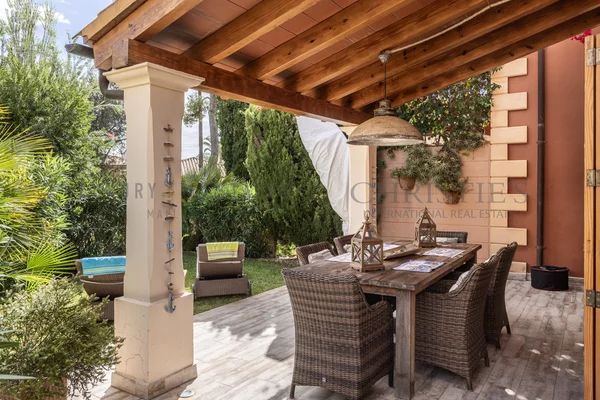 casa adosada de estilo mediterráneo en nova santa ponsa, en una atractiva urbanización residencial 1