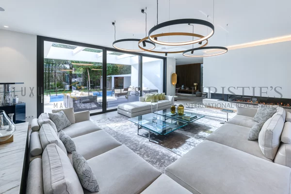 elegante villa de nueva construcción en nova santa ponsa 8