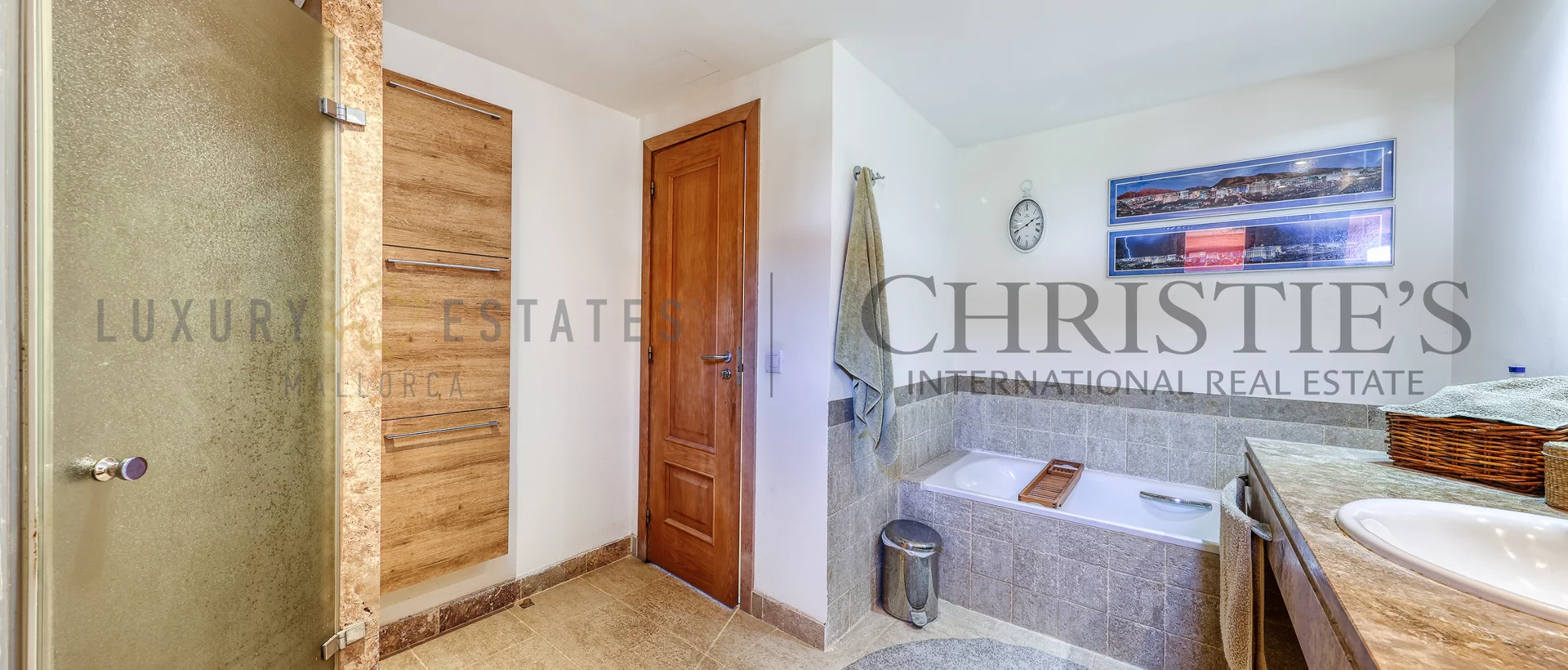 Ático en exclusiva comunidad residencial directamente en el campo de golf de santa ponsa