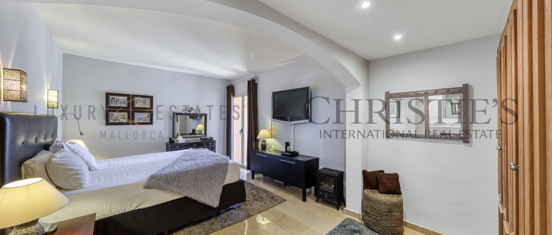 Ático en exclusiva comunidad residencial directamente en el campo de golf de santa ponsa
