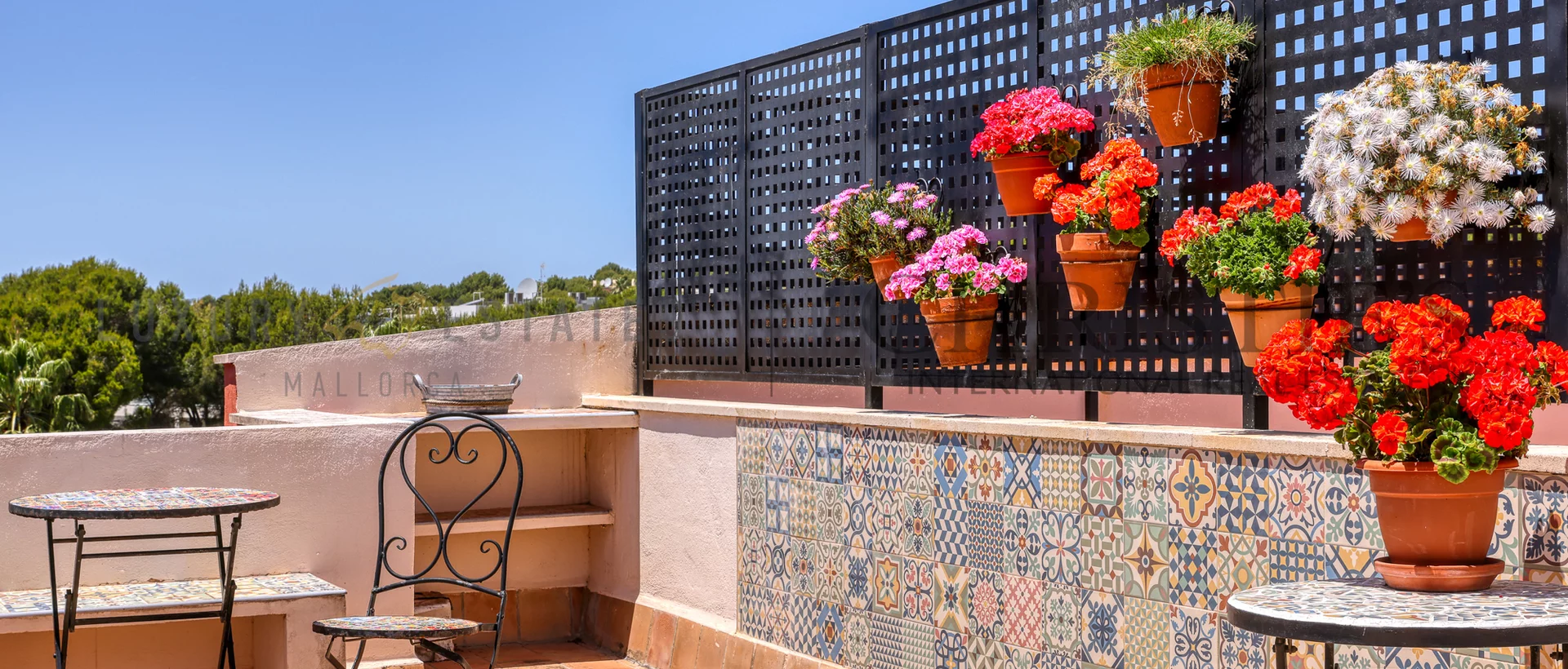 Ático en exclusiva comunidad residencial directamente en el campo de golf de santa ponsa