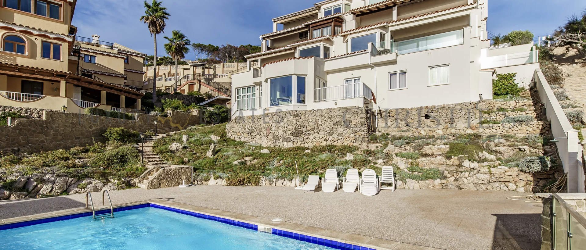 first sea line apartment 14