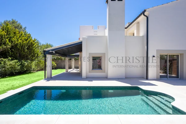     villa en urbanización privada junto al campo de golf 11