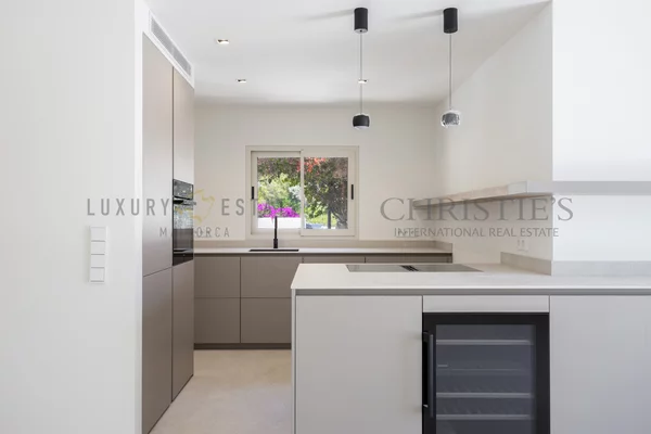     villa en urbanización privada junto al campo de golf 4