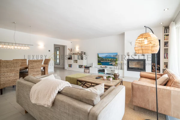elegante villa en santa ponsa con piscina privada 11