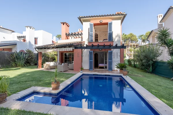 encantadora villa mediterránea en primera línea de golf en nova santa ponsa 1