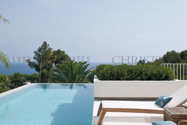 villa in costa dels pins 33