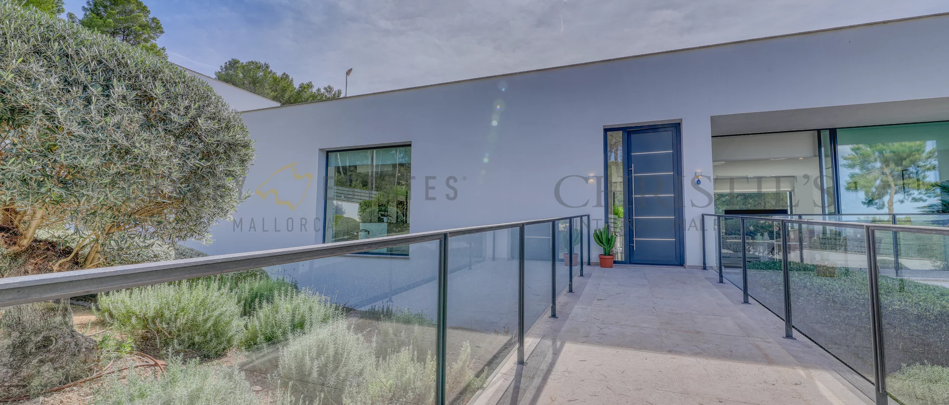 contemporary villa in son vida 24